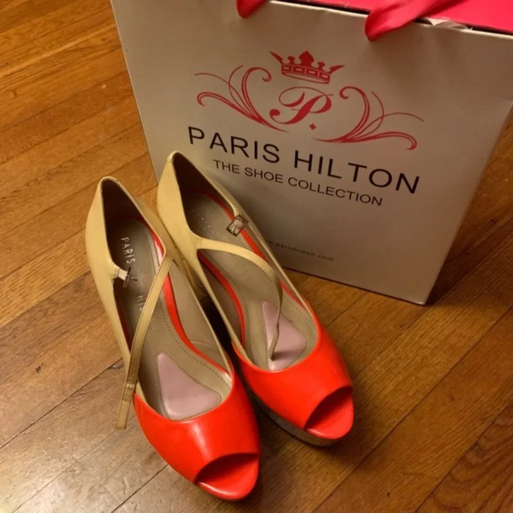Paris Hilton chunky cork
